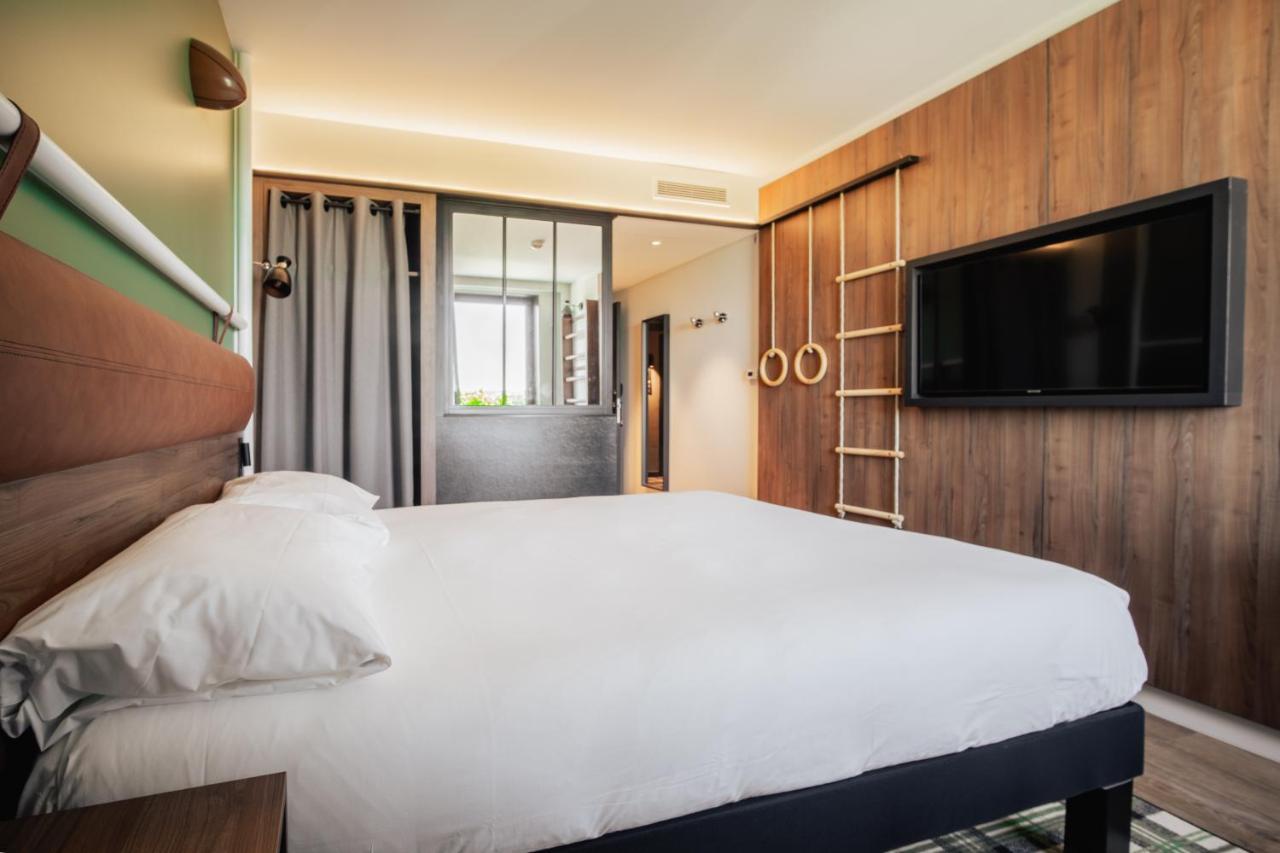ホテル Ibis Styles カステルノーダリ エクステリア 写真