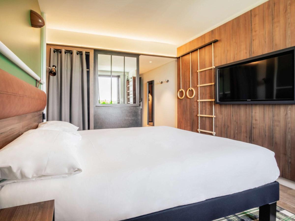 ホテル Ibis Styles カステルノーダリ エクステリア 写真